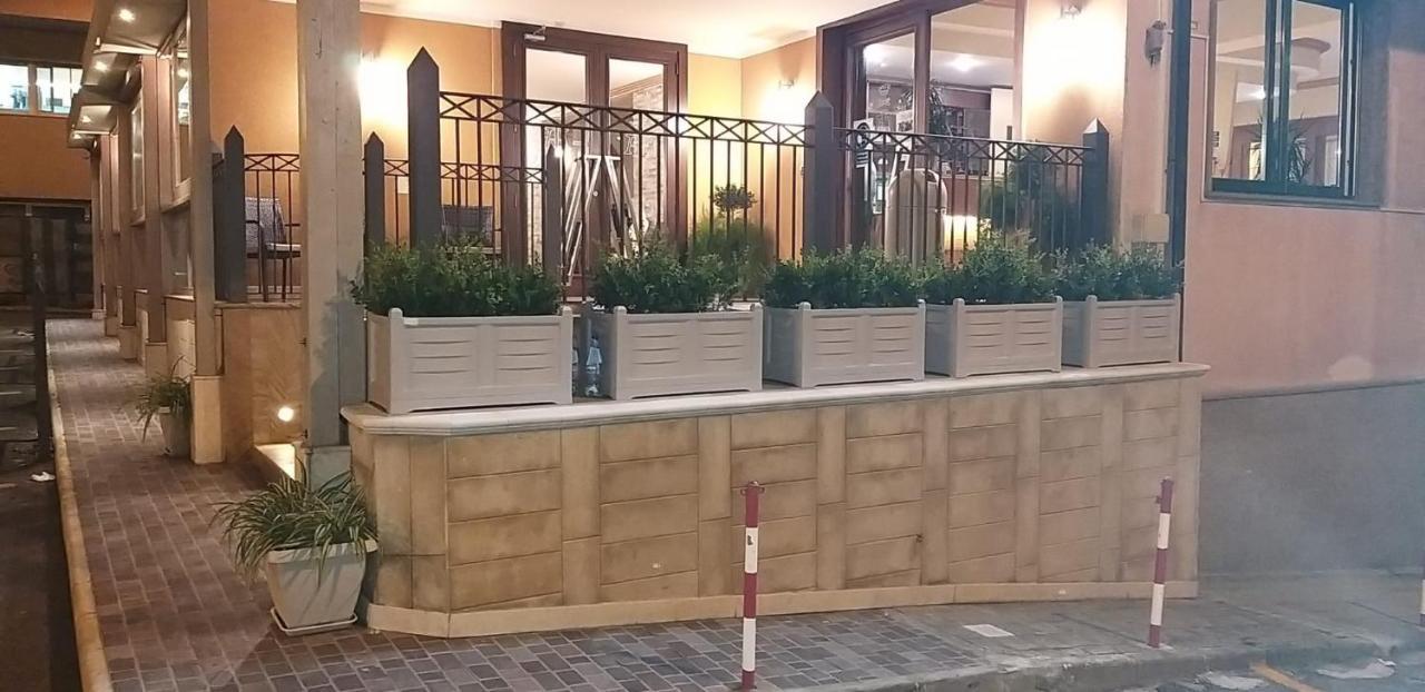 拉康卡酒店 圣乔瓦尼镇 外观 照片